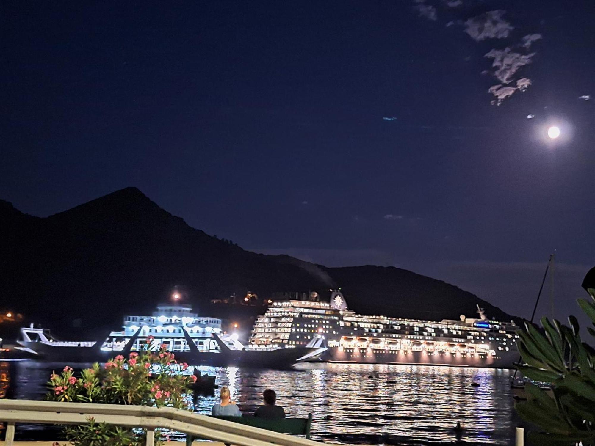 Seaside Village คาเมนาริ ภายนอก รูปภาพ